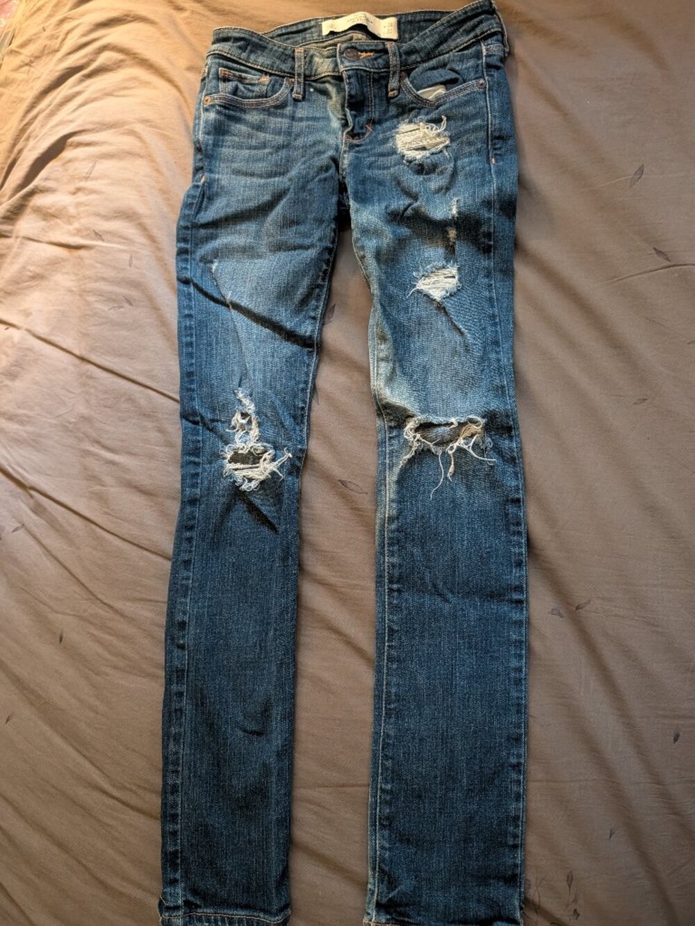 ABERCROMBIE & FITCH JEANS Denim W24 L31 Petite Womens Distressed Skinny S Small